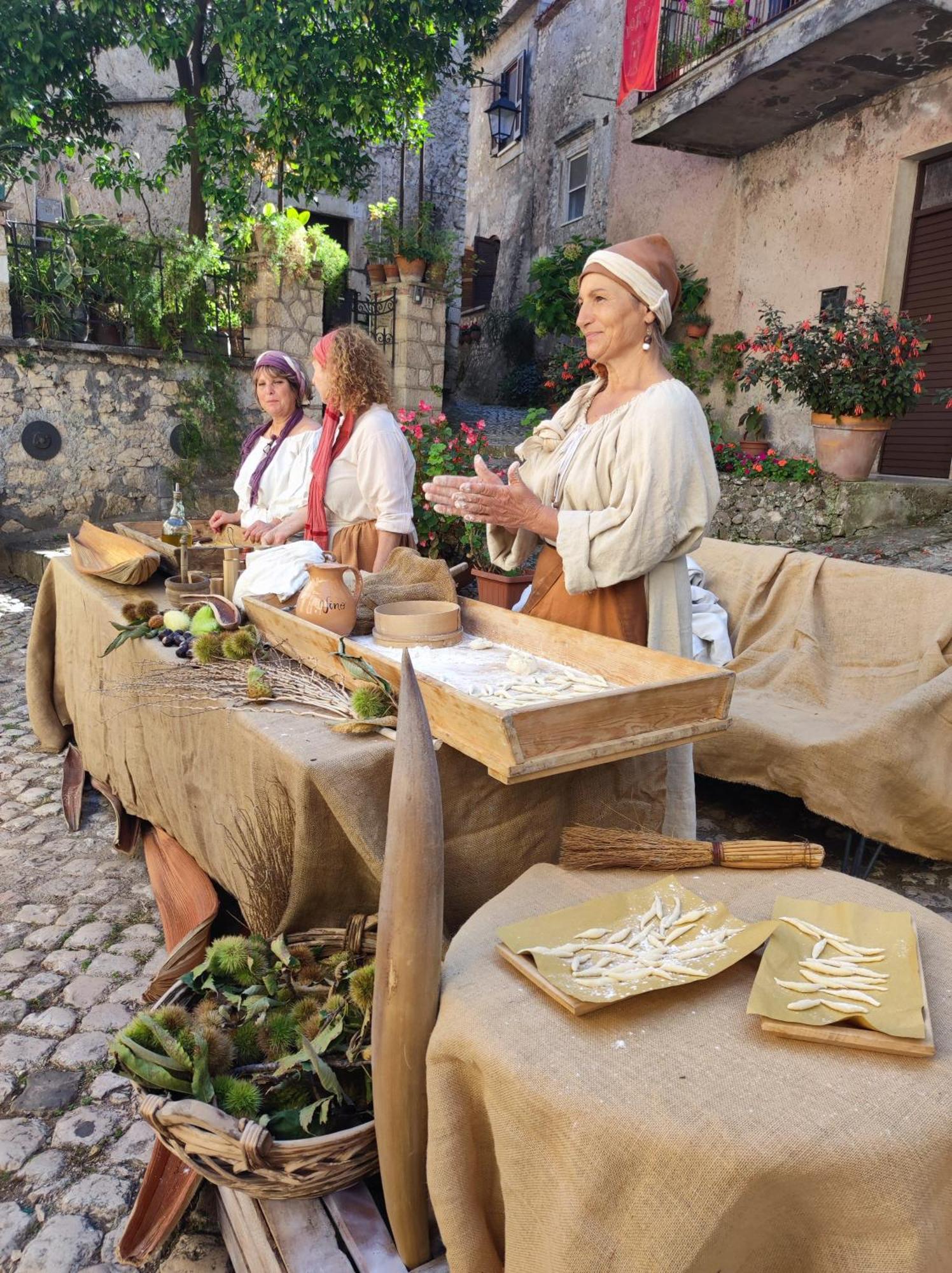 Eco House San Michele Hostel Borgo San Michele  Exterior photo